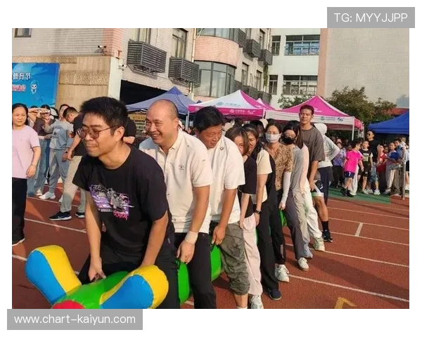 学校教职工趣味体育比赛调节工作学习气氛